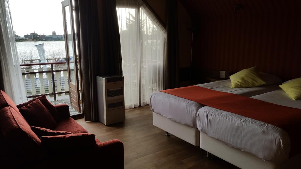 Hotel Restaurant De Hoogt Maasdam Екстер'єр фото