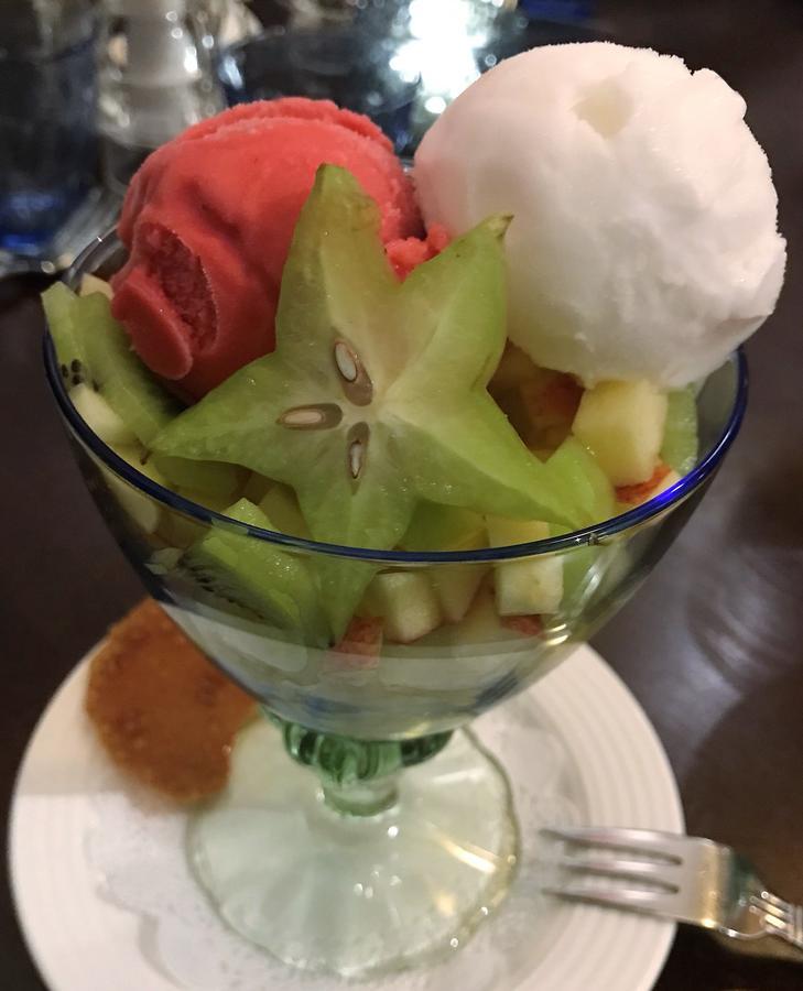Hotel Restaurant De Hoogt Maasdam Екстер'єр фото